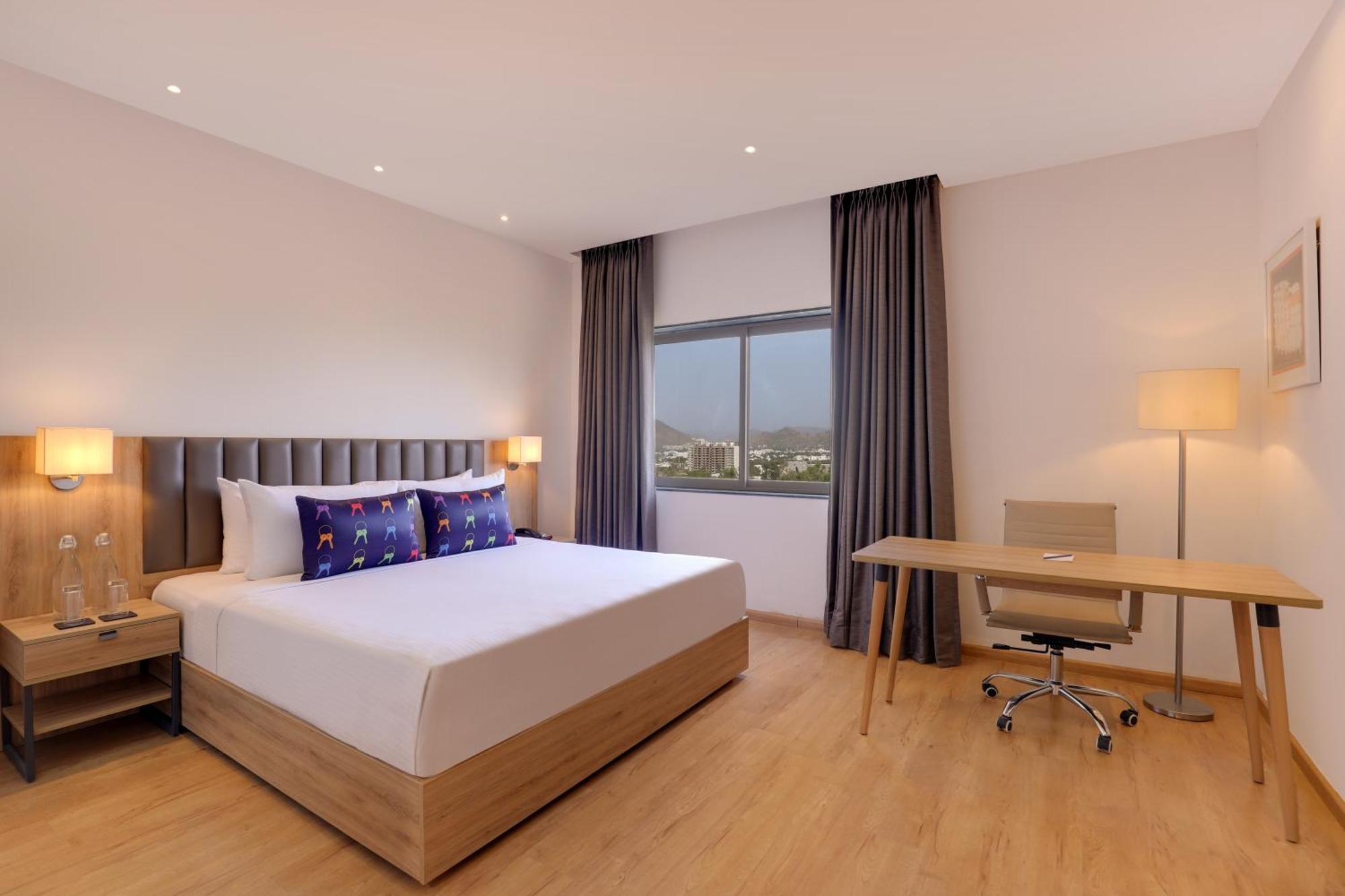 Keys Lite By Lemon Tree Hotels, Urban Square, Udaipur Kültér fotó